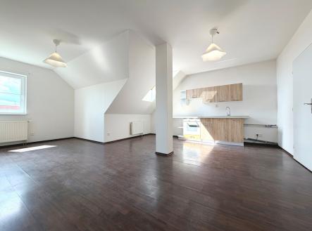 foto: 2 | Pronájem bytu, 3+kk, 88 m²