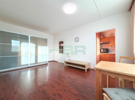 Pronájem bytu, 1+kk, 30 m² obrázek