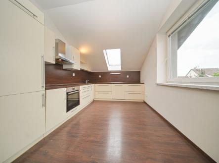 foto: 2 | Pronájem bytu, 3+kk, 78 m²