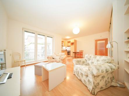 foto: 1 | Pronájem bytu, 1+kk, 40 m²