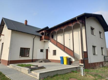 . | Pronájem bytu, atypický, 70 m²