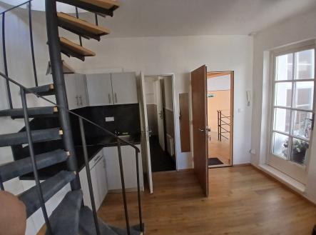 Celkový pohled | Pronájem bytu, atypický, 37 m²