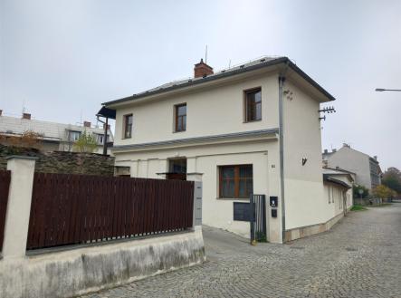 Vjezd | Pronájem - kanceláře, 71 m²