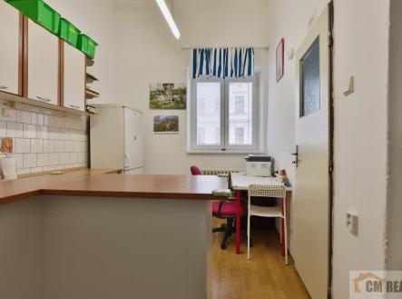 7_kuchyně.jpg | Pronájem - kanceláře, 47 m²