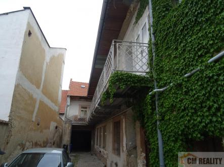 4.JPG | Prodej - nájemní dům, 1 146 m²