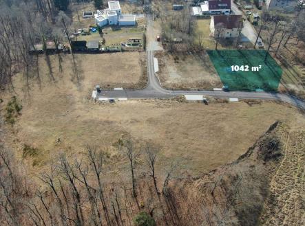 Prodej - pozemek pro bydlení, 1 042 m²