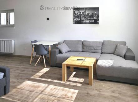 Pronájem bytu, 2+kk, 52 m² obrázek