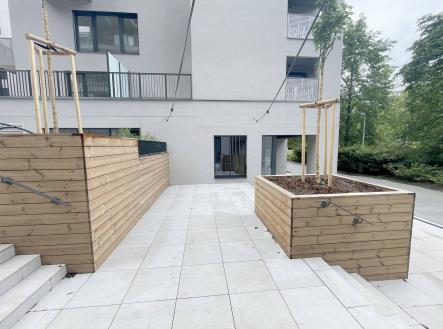Bez popisku | Pronájem - obchodní prostor, 163 m²