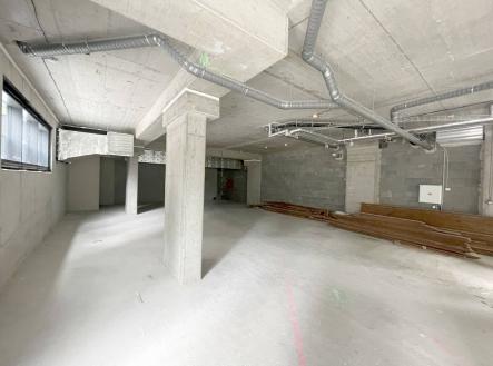 Bez popisku | Pronájem - obchodní prostor, 163 m²