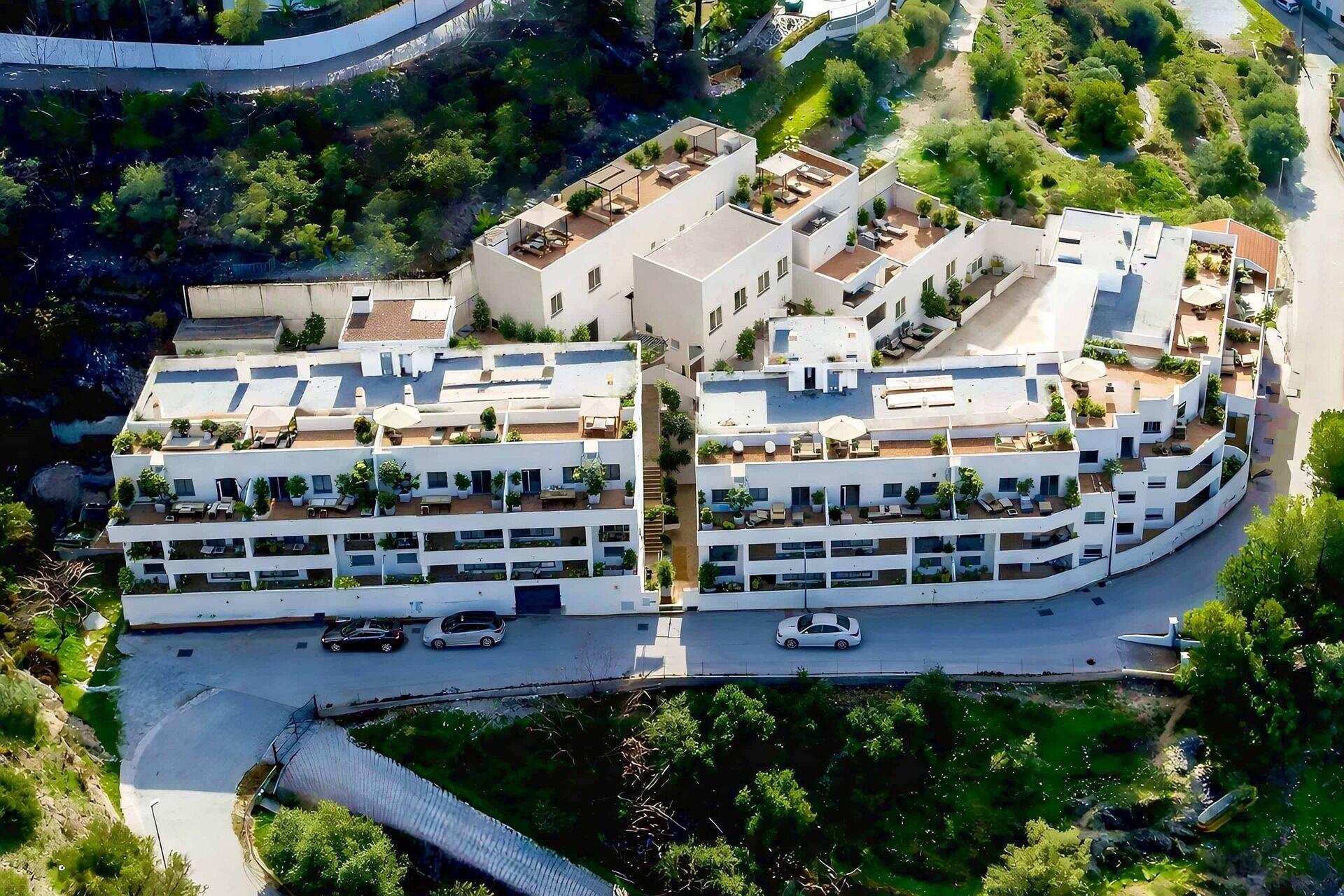 2+kk s terasou v horách Andalusie, jen 25 min od moře – Costa del Sol