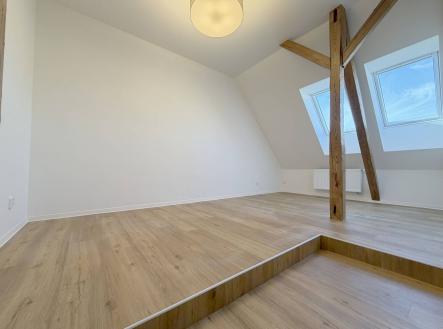 Bez popisku | Pronájem bytu, 4+kk, 91 m²