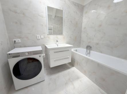 Bez popisku | Pronájem bytu, 4+kk, 91 m²