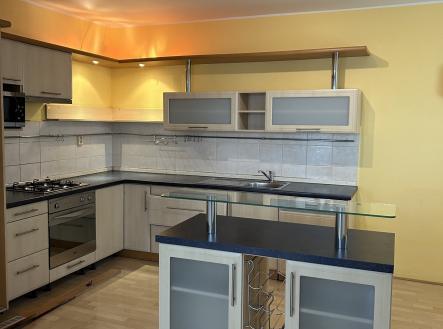 kuchyn3 | Pronájem bytu, 2+kk, 62 m²