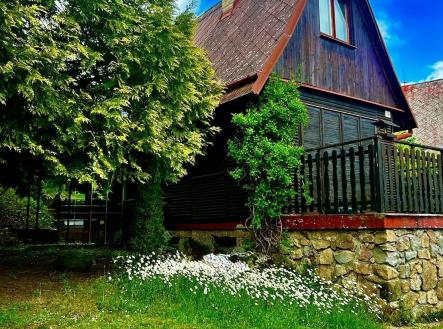 chata z boku  | Prodej - chata/rekreační objekt, 65 m²