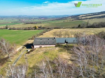 800x800wm1910300939-90ac3-prodej-komercni-nemovitosti-tvarozna-lhota-dji-0007-92e27d1cca-1581400039 | Prodej - dům/vila, 750 m²