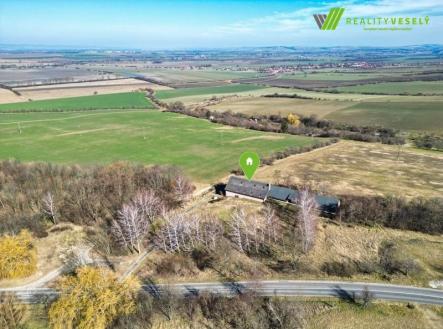 800x800wm1910300939-0de6c-prodej-komercni-nemovitosti-tvarozna-lhota-dji-0002-b-ba137d1cca-242390237 | Prodej - dům/vila, 750 m²