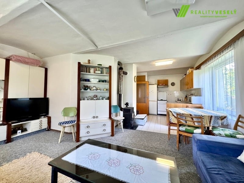 800x800wm1910300939-73b84-prodej-rodinneho-domu-ujezd-okr-znojmo-img-7716-d2447d1cca-3070356525