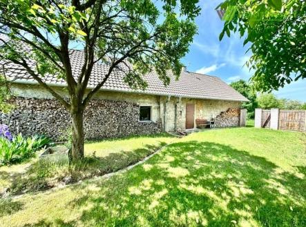 800x800wm1910300939-78e83-prodej-rodinneho-domu-ujezd-okr-znojmo-img-7694-d04e7d1cca-2616932945 | Prodej - chata/rekreační objekt, 90 m²