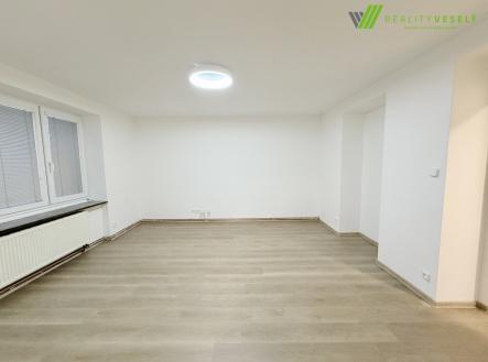 IMG_E8619 | Pronájem bytu, 2+1, 61 m²