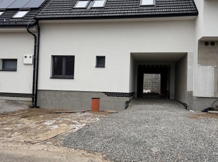 6D363169-2DA8-468D-AB93-2EA37E4A44C1_1_102_o | Prodej - dům/vila, 145 m²