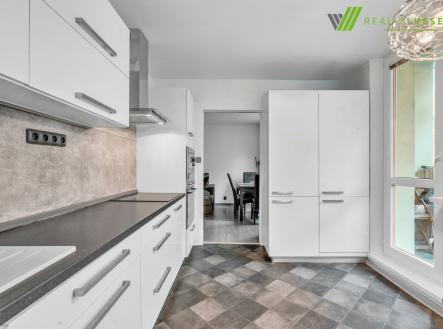 velkomoravska_5_full (17 of 25) | Prodej bytu, 3+1, 74 m²