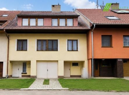 E3B591EB-564C-49AB-B268-4294169841C3_1_201_a | Prodej - dům/vila, 156 m²