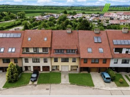 Snímek obrazovky 2026-07-01 v 8.53.30 | Prodej - dům/vila, 156 m²