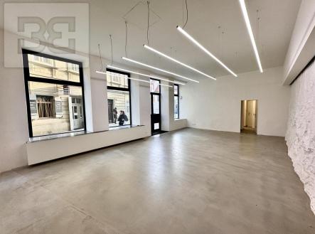 . | Pronájem - obchodní prostor, 114 m²