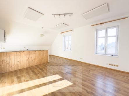 IMG_4500 | Pronájem bytu, 3+kk, 81 m²