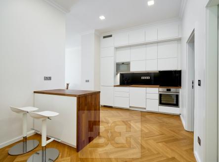 9 | Prodej bytu, 3+kk, 90 m²
