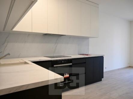Pronájem bytu, 3+kk, 80 m² obrázek
