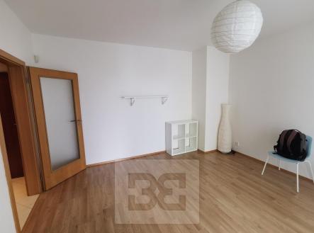 Pronájem bytu, 1+kk, 33 m² obrázek
