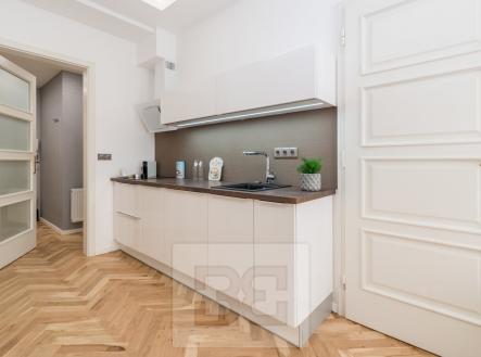 Kitchen Corner | Prodej bytu, 2+kk, 38 m²