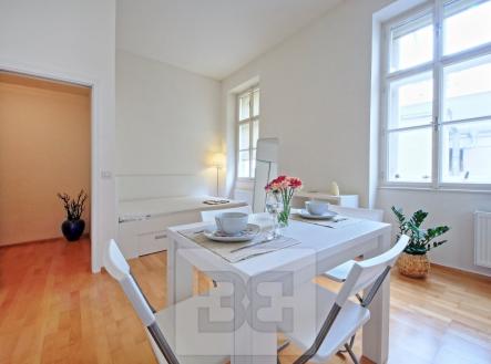 07_176 | Pronájem bytu, 1+kk, 31 m²