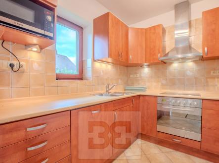 Kuchyň | Pronájem - dům/vila, 100 m²