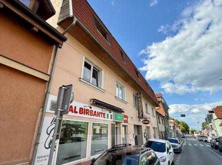 Prodej - nájemní dům, 657 m² obrázek