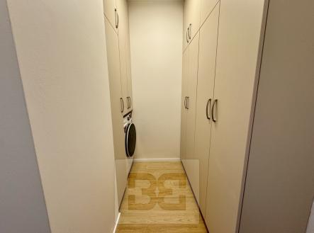 IMG_1540 | Pronájem bytu, 2+kk, 56 m²