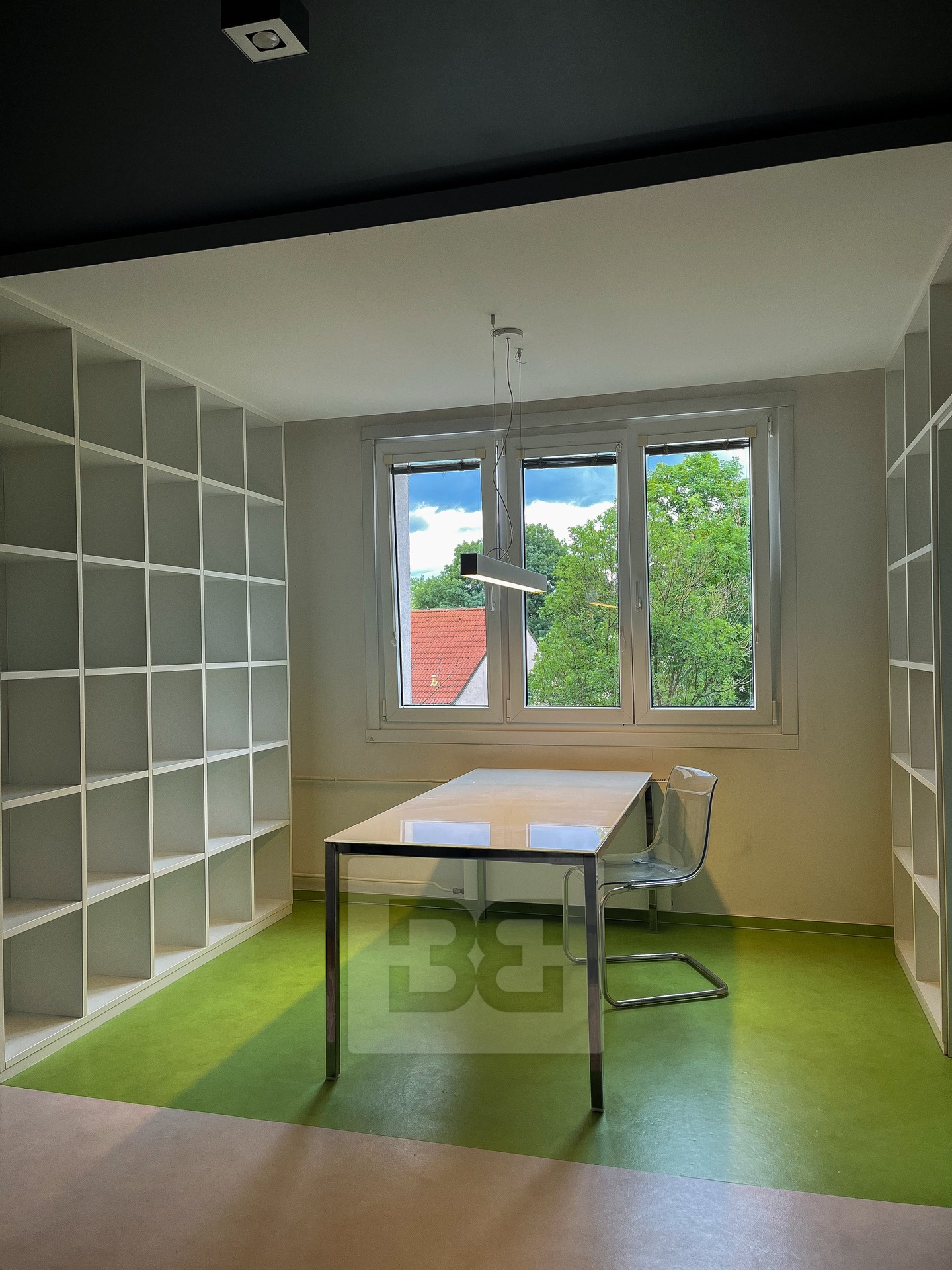 1896B973-10C0-4898-9019-032D8730481B