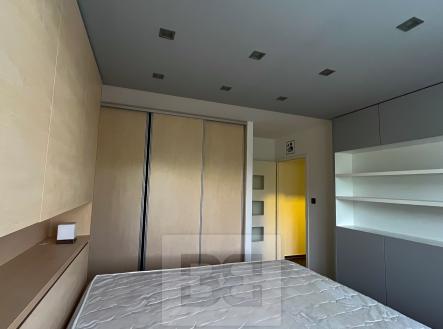 58C80318-CDA0-48CD-8B3F-BDC65E00A084 | Pronájem bytu, 2+1, 58 m²