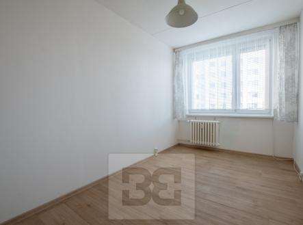 Prostřední pokoj | Pronájem bytu, 3+kk, 65 m²
