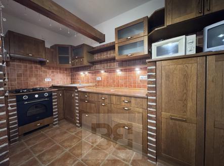 F41C749A-3A18-4CDD-A623-DFDDE040E9FD_1_201_a | Pronájem bytu, 3+1, 75 m²