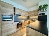 Pronájem bytu, 3+kk, 85 m²