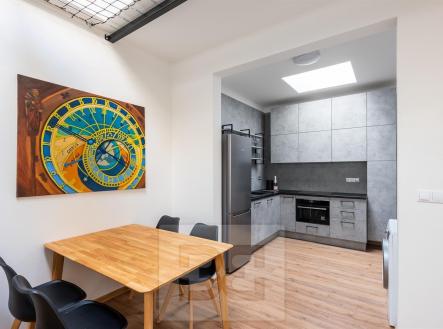 Byt-Staroměstské náměstí (1 of 29).jpg | Pronájem bytu, 2+kk, 60 m²