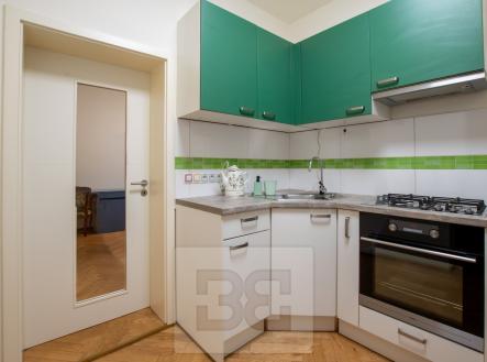 Kuchyň | Pronájem bytu, 1+1, 27 m²