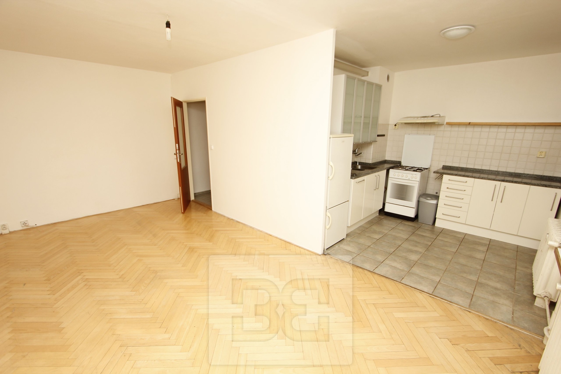 Obývací pokoj s kuchyní