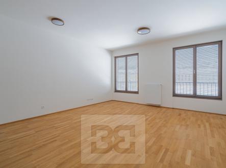 Toyen | Pronájem bytu, 1+kk, 42 m²