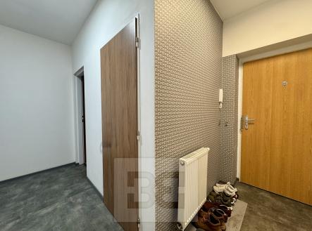 73542B35-EE0F-4A10-94AF-7B3B8C019272_1_201_a | Pronájem bytu, 2+kk, 55 m²