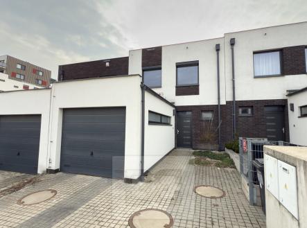 IMG_2765 | Pronájem - dům/vila, 102 m²