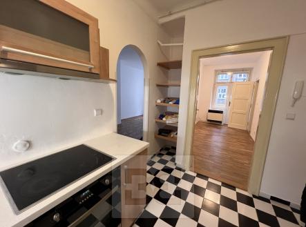 Kuchyň | Pronájem bytu, 2+kk, 50 m²