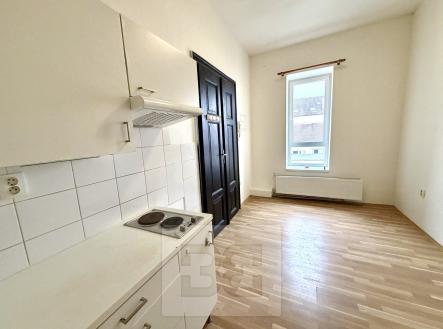 IMG_2026 | Prodej bytu, 1+kk, 14 m²